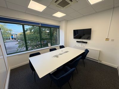 Property Image for 21 Jubilee Drive, Loughborough, Leicestershire, LE11 5XS