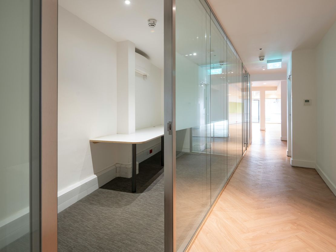 16-17 Clerkenwell Close, 16-17 Clerkenwell Close, London, EC1R 0AN
