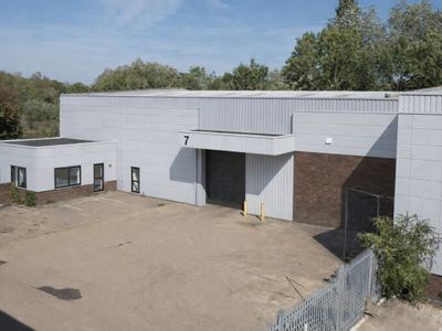 Property Image for Unit 7 Saxon Way Trading Estate, West Drayton, UB7 0LW