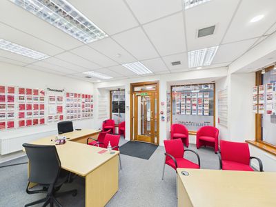 Property Image for 165 High Street, Arbroath, Angus, DD11 1DR