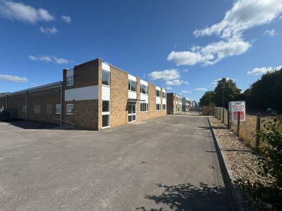 Property Image for 17 Invincible Road, Farnborough, GU14 7QU