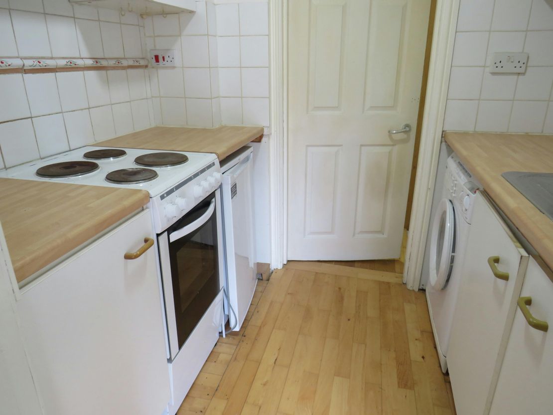 The Stables, Taplins Farm, Hartley Wintney, RG27 8EF
