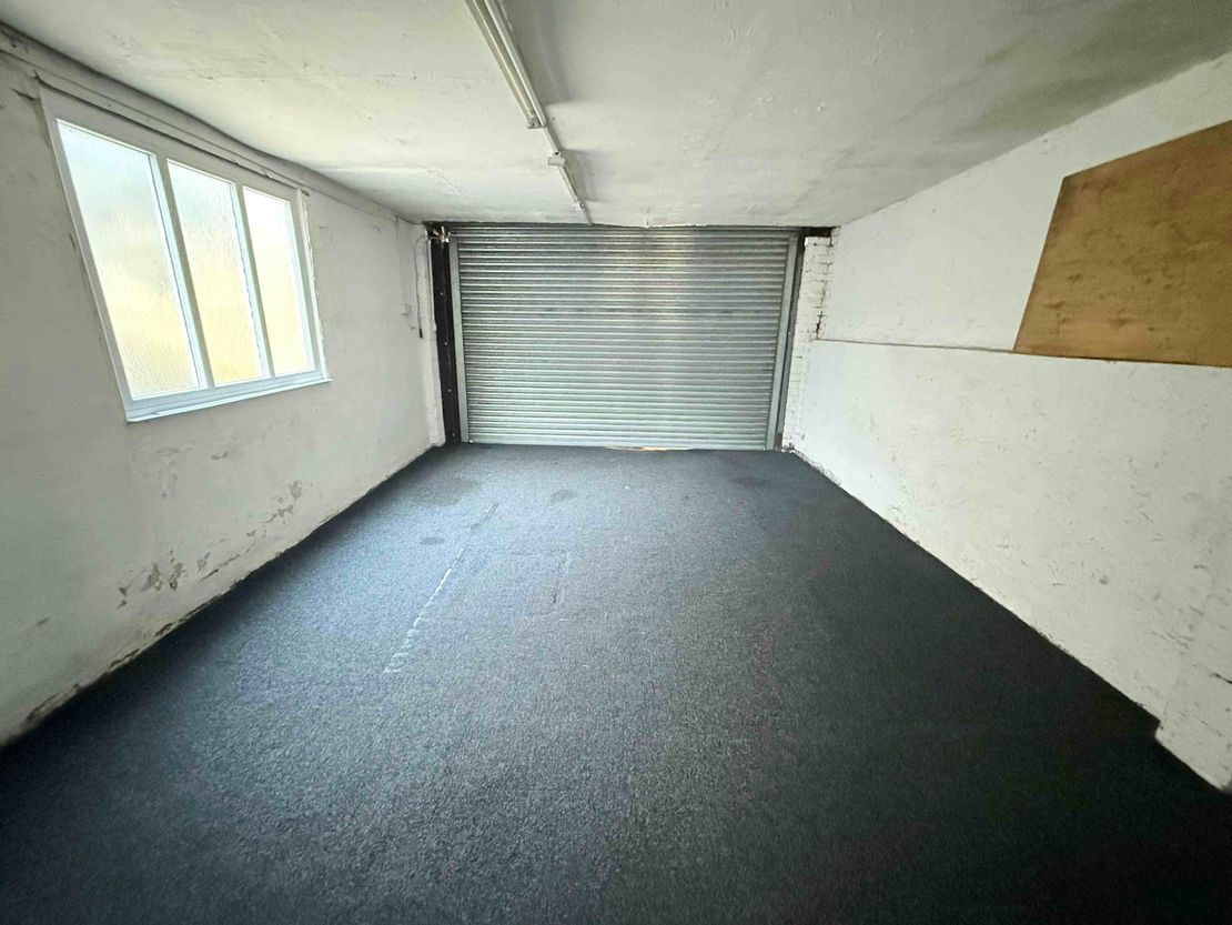 175 Ford Green Road, Stoke-on-Trent, ST6 1PF