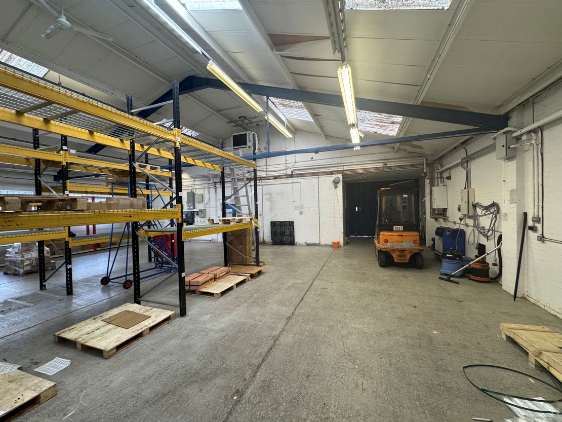 8, Archdale Street, Syston, Leicester, LE7 1NA