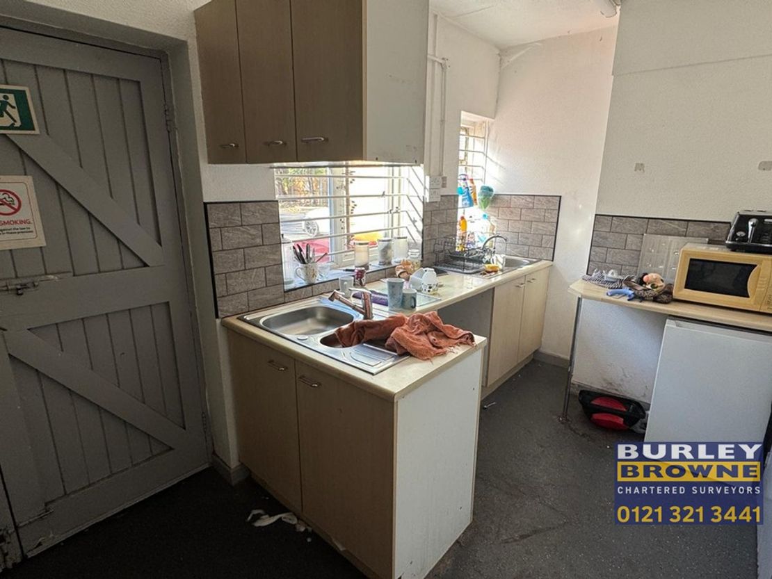 1 Berkeley House, Walmley Road, Sutton Coldfield, West Midlands, B76 1NR