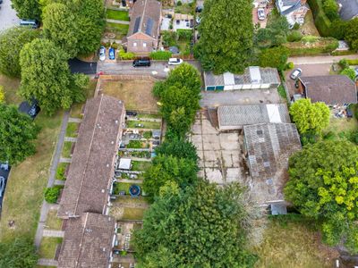 Property Image for 40-42 St Martins Close, East Horsley, Surrey, KT24 6SU