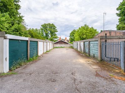 Property Image for 40-42 St Martins Close, East Horsley, Surrey, KT24 6SU