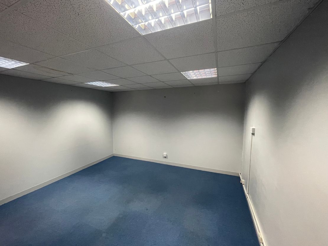 Unit H Orchard Business Centre, St Barnabas Close, Allington, Maidstone, Kent, ME16 0JZ