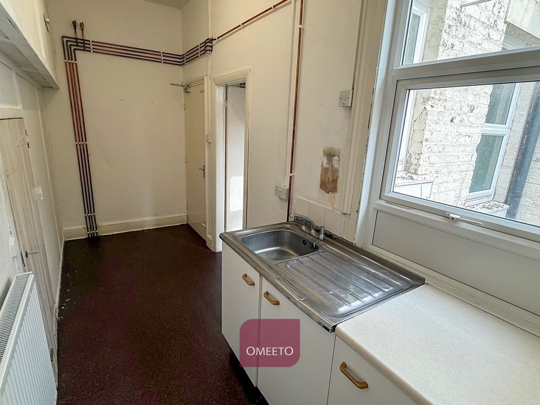 Upper Floors 10, Iron Gate, Derby, Derbyshire, DE1 3FJ