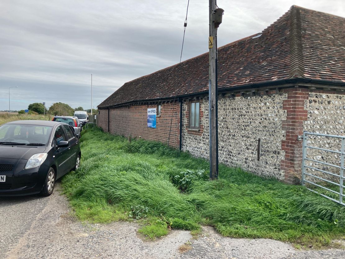 Unit 2, Cobbe Barns, Cobbe Place Farm, Beddingham, Lewes, BN8 6JU