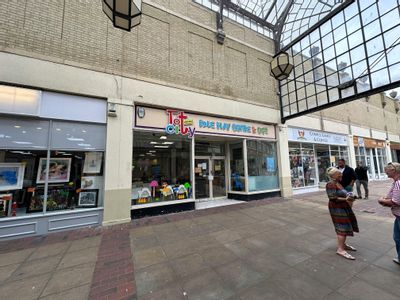 Property Image for Unit 7, Montague Centre, Worthing, BN11 1YJ