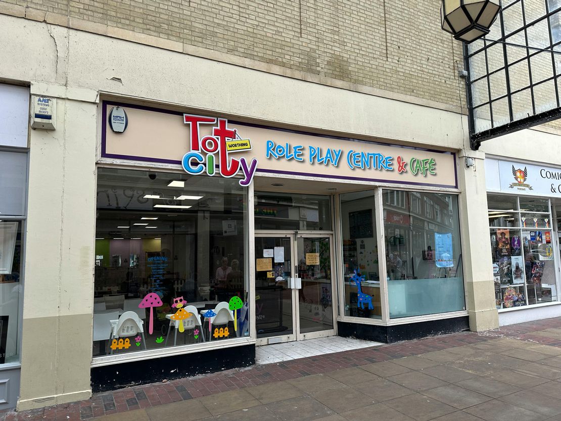 Unit 7, Montague Centre, Worthing, BN11 1YJ