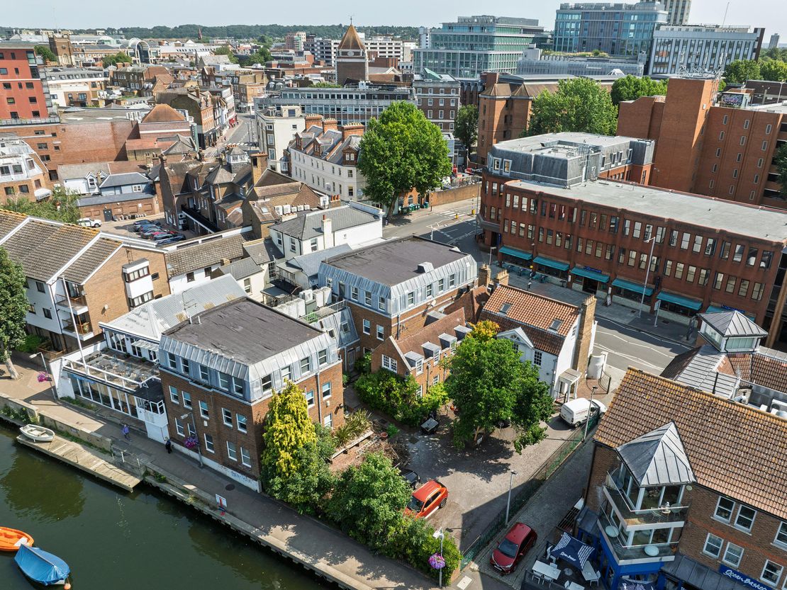 Picton House, 52 High Street, Kingston upon Thames, KT1 1HN
