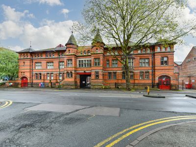 Property Image for Castle Court, 59 Castle Boulevard, Nottingham, Nottinghamshire, NG7 1FD