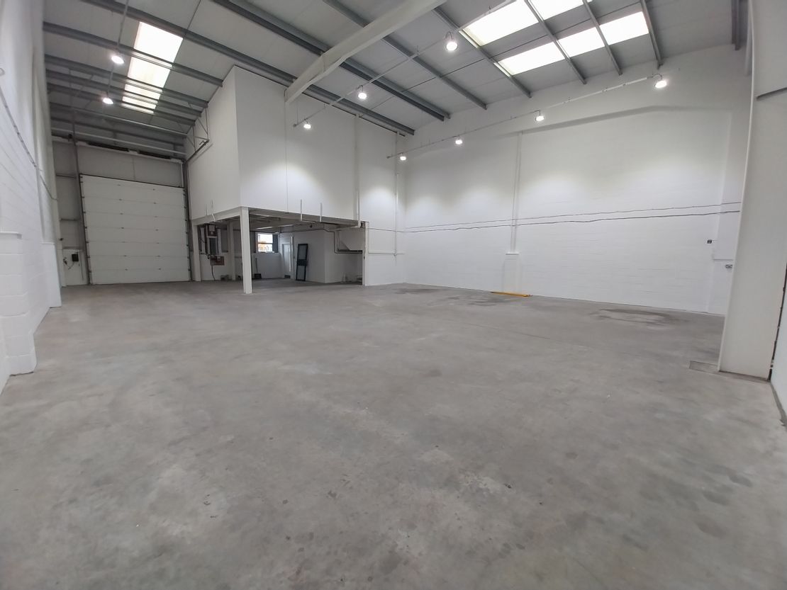 Unit 10 Redhill 23, 29 Holmethorpe Avenue, Holmethorpe Industrial Estate, Redhill, Surrey, RH1 2GD