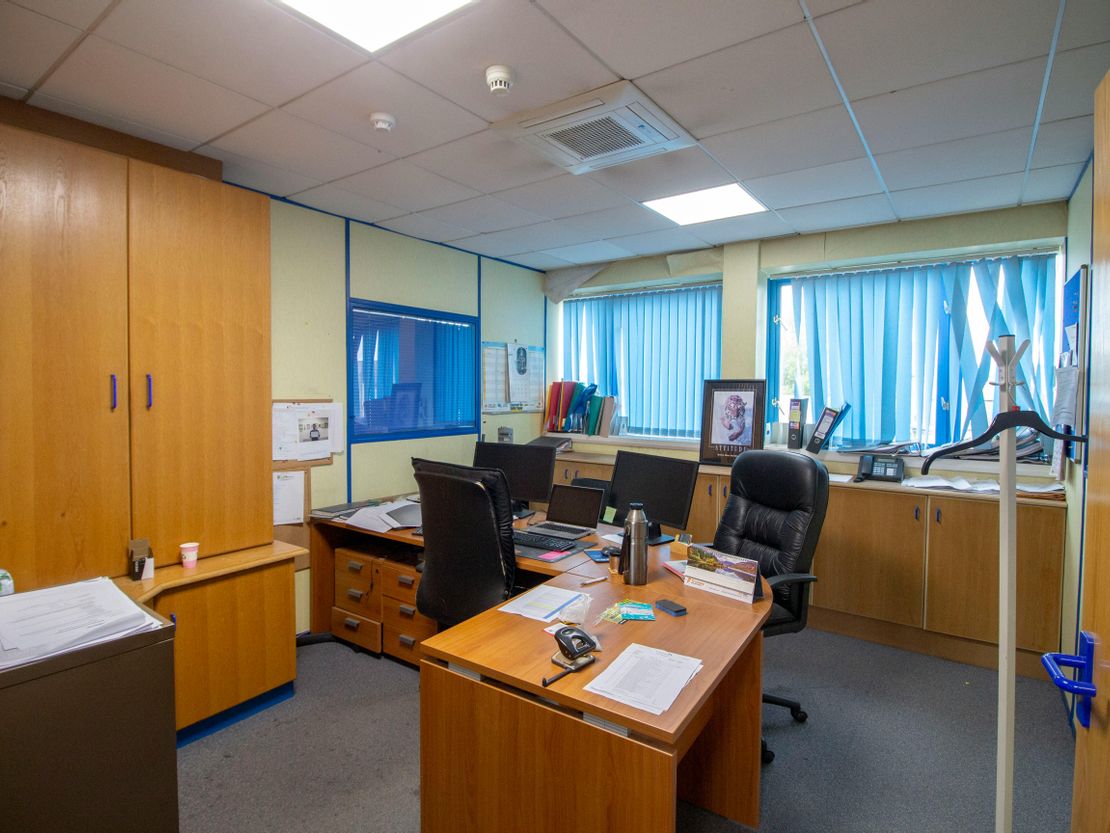 Unit 28, Cygnus Business Centre, Dalmeyer Road, Willesden, NW10 2XA