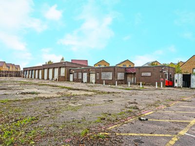 Property Image for Former Council Depot, 12 Brewers Hill Road, Dunstable, Bedfordshire, LU6 1AA
