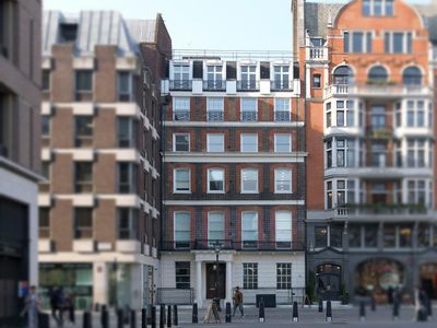 Property Image for 16 Hanover Square, Mayfair, London, W1S 1HT