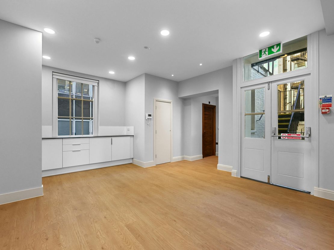 16 Hanover Square, Mayfair, London, W1S 1HT