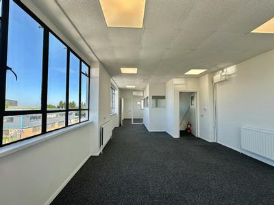 Property Image for 56a/b/c, Wilbury Way, Hitchin, SG4 0TP