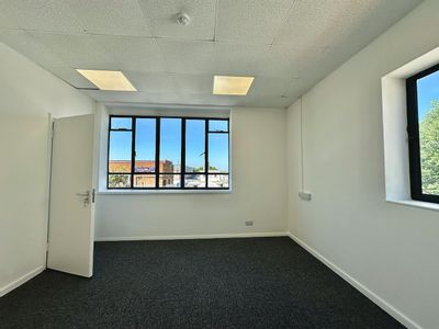 Property Image for 56a/b/c, Wilbury Way, Hitchin, SG4 0TP