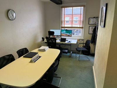 Property Image for Berkeley House, Kenilworth, CV8 1EB