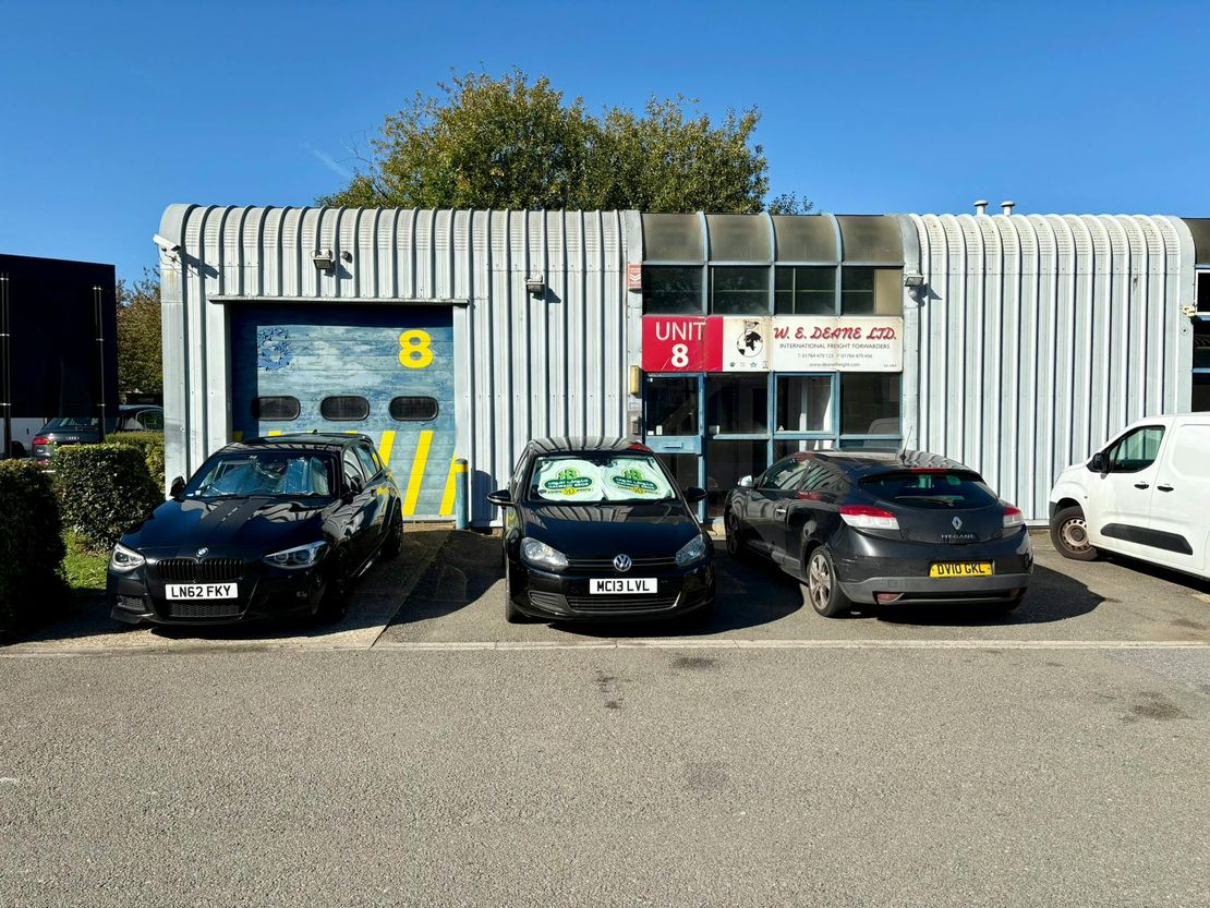 Unit 8 Eversley Way, Thorpe Industrial Estate, Egham, TW20 8RG