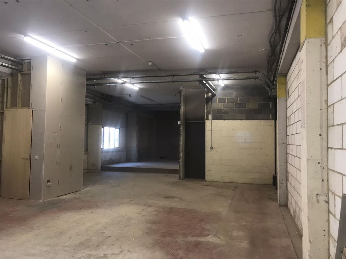 Unit 1, 5 Sandiford Road, Kimpton Industrial Park, Sutton SM3 9RN