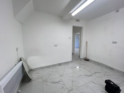 Property Image for 50 Bromham Road, Bedford, MK40 2QG