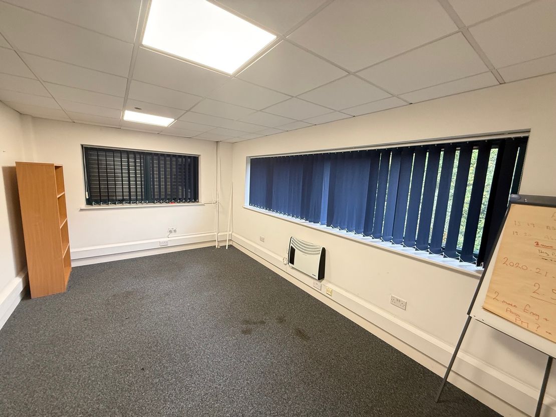 1 Gladepoint, Gleamingwood Drive, Lordswood, Chatham, Kent, ME5 8RF