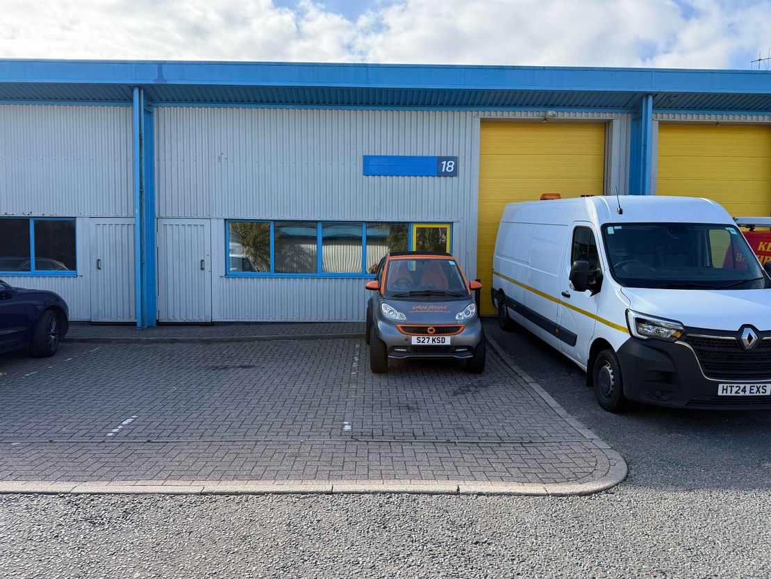 16-18 Sabre Court, Gillingham Business Park, Gillingham, Kent, ME8 0RW