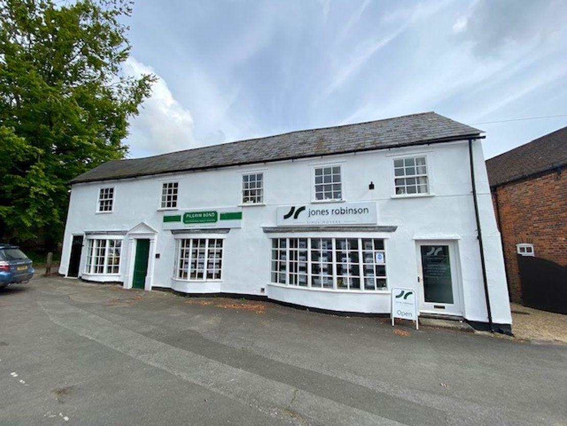 Left Hand Side Retail / Office Unit, 5 Market Place, Lambourn, Hungerford, West Berkshire, RG17 8XU