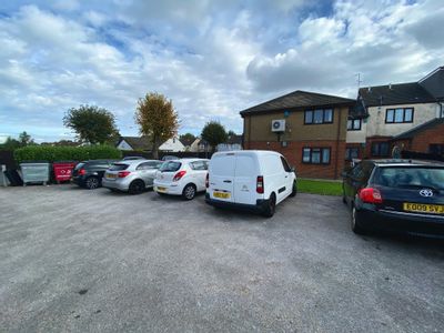 Property Image for Julia Court, Bishopscote Road, Luton, LU3 1UR