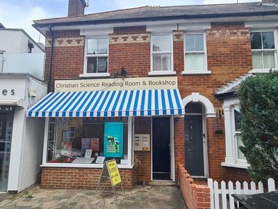 Property Image for 60 Baker Street, Weybridge, KT13 8AL
