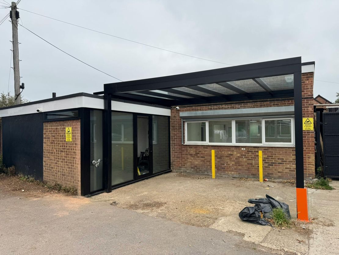Trinity House, Devils Lane, Egham, TW20 8HD