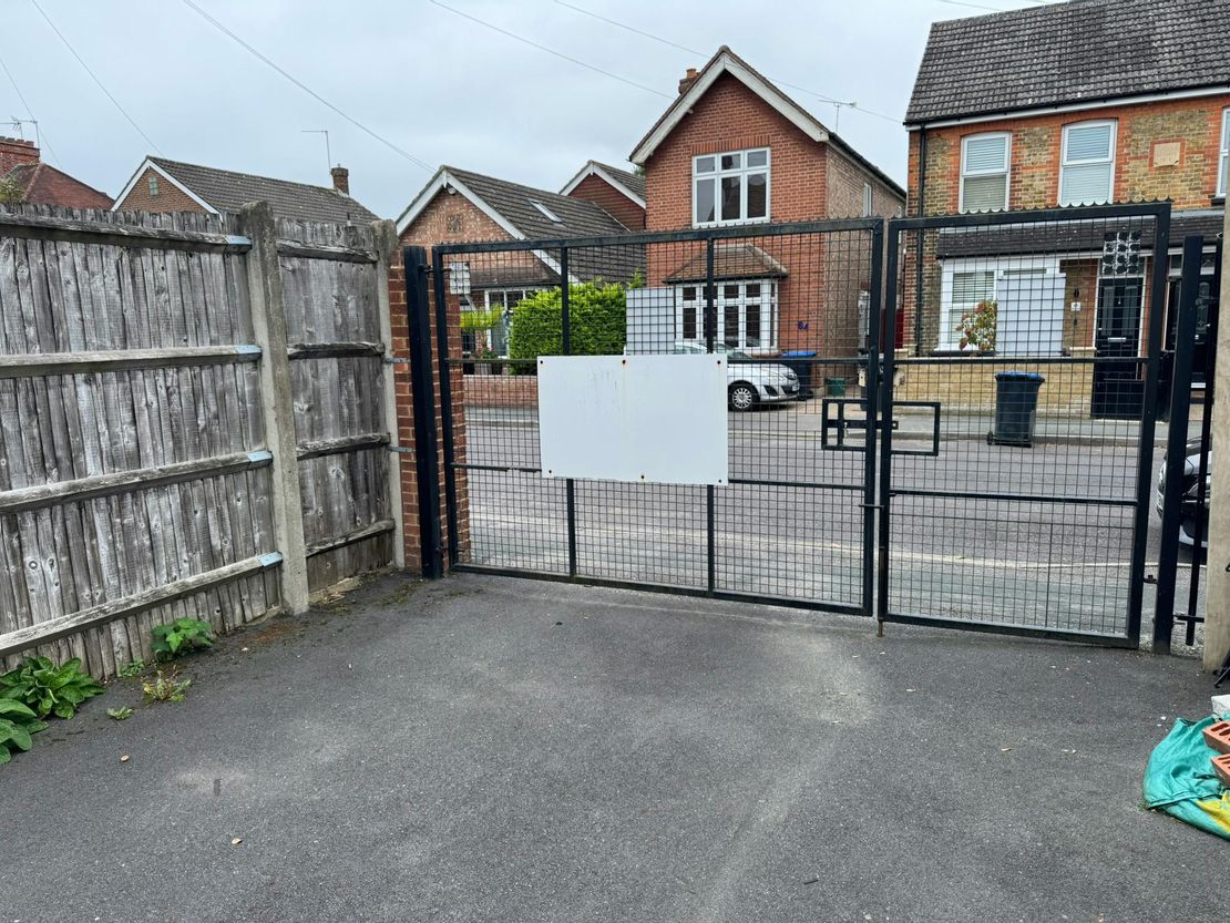 Trinity House, Devils Lane, Egham, TW20 8HD