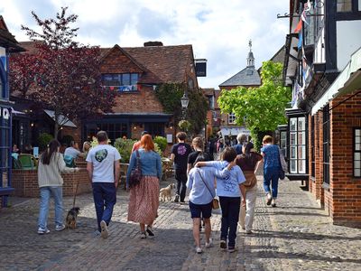 Property Image for 5A Lion & Lamb Yard, Farnham, GU9 7LL