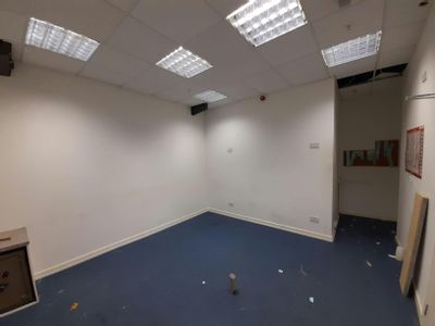 Property Image for 9 Kensington House, Town Centre, Basingstoke, RG21 7LN