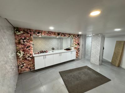 Property Image for 258 Albert Dr, Glasgow G41 2NL
