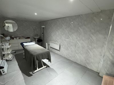 Property Image for 258 Albert Dr, Glasgow G41 2NL