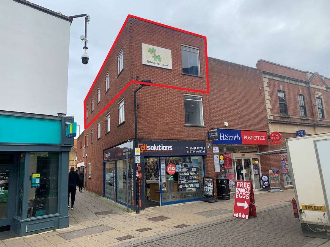 Second Floor, 119 High Street, Huntingdon, Cambridgeshire, PE29 3LG