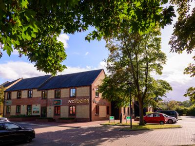 Property Image for First Floor, 17 Canon Harnett Court, Warren Park, Stratford Road, Milton Keynes, MK12 5NW