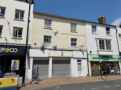 Property Image for 105-106 High Street, Newport, Isle Of Wight