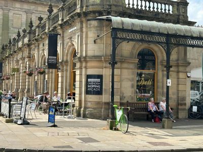Property Image for 4A The Colonnade, Cavendish Arcade, Buxton, SK17 6AL