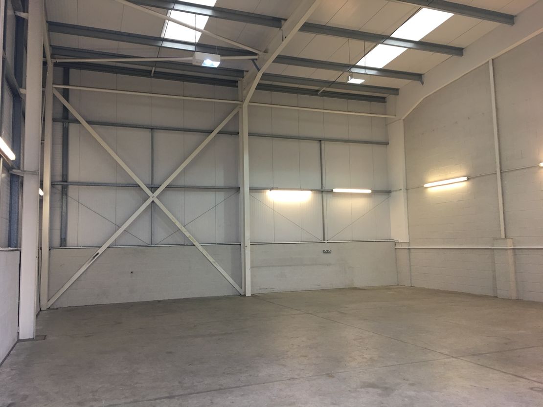 Unit 14 Redhill 23, Holmethorpe Industrial Estate, Redhill, RH1 2GD