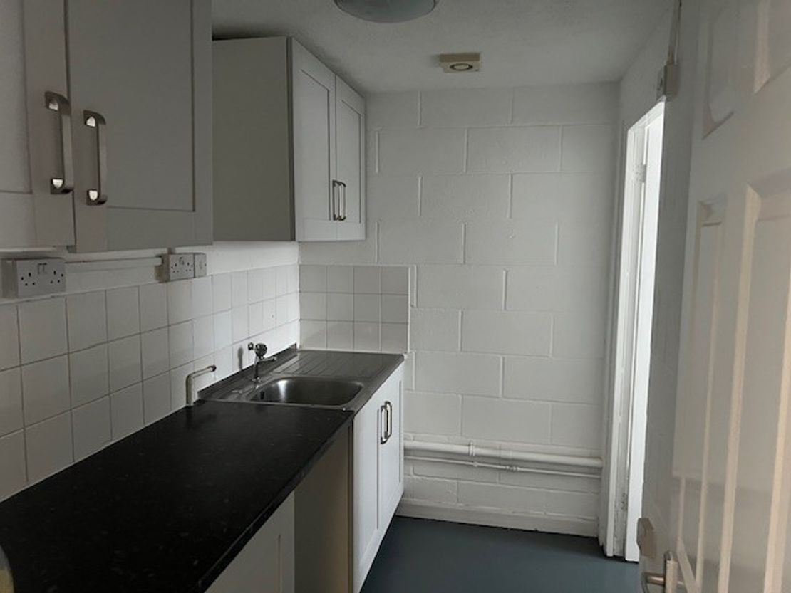 Unit 9, Bolney Grange Industrial Park, Bolney, Burgess Hill, West Sussex, RH17 5PB