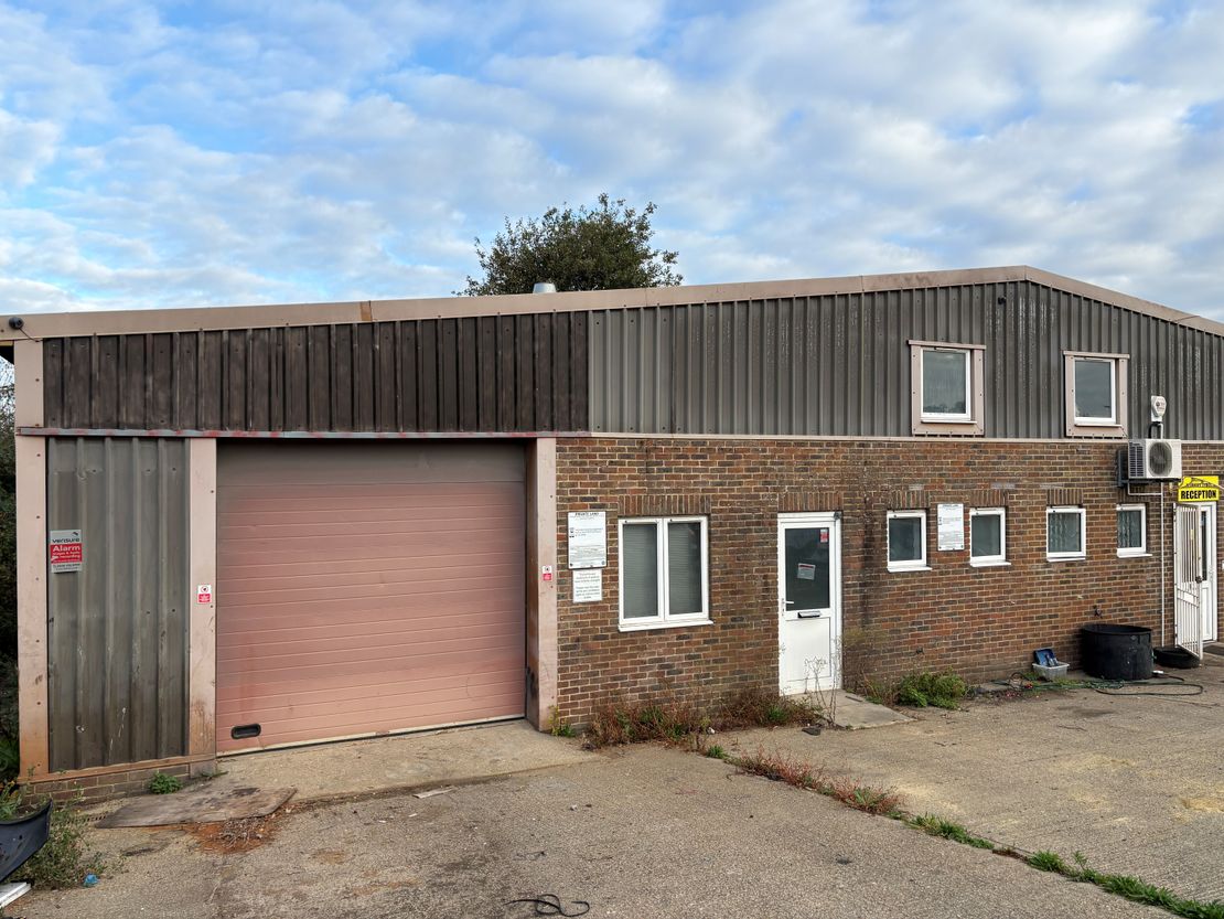 Unit 9, Bolney Grange Industrial Park, Bolney, Burgess Hill, West Sussex, RH17 5PB