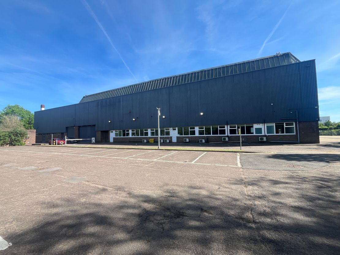Iain Stewart Centre, Beehive Ring Road, London Gatwick Airport, Gatwick, West Sussex, RH6 0PB