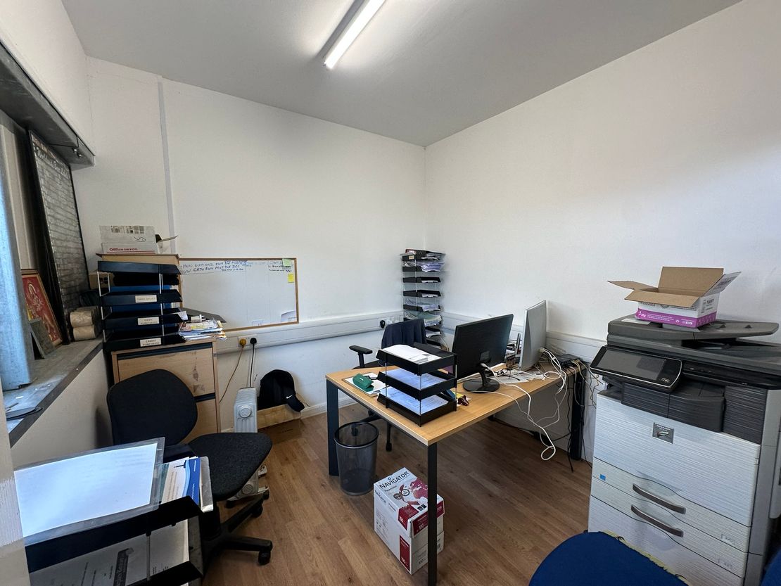 Unit E6, Eastside Business Park, Beach Road, Newhaven, East Sussex, BN9 0FB