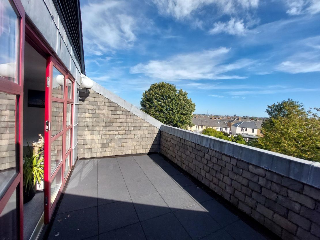40, Craiglockhart Avenue, Edinburgh, EH14 1LT
